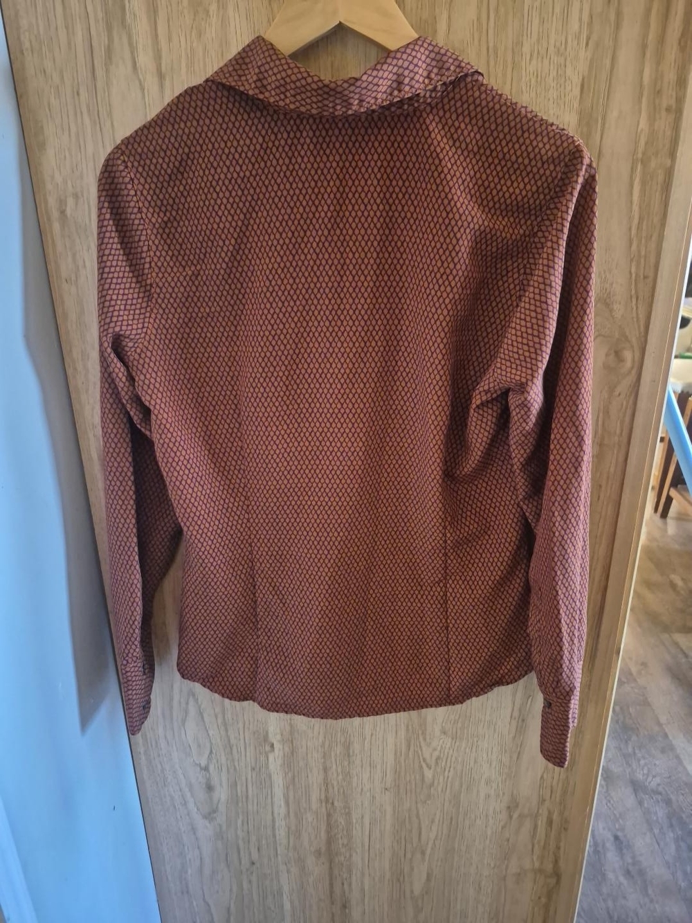 Levi's Women's Rust-Brown Patterned Button-Up Shirt - Picture 5 of 5